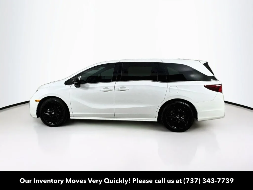 Certified Used 2026 Platinum White Pearl Honda Sport-L image 4