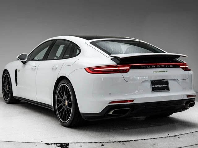 Used 2019  Porsche 4 image 3