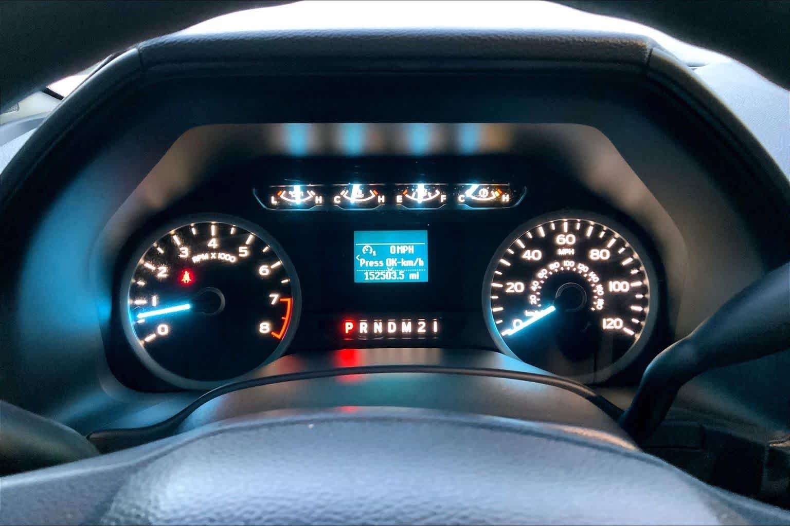 Used 2018 Oxford White Ford XLT image 25