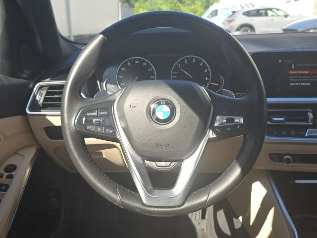 Used 2020 White BMW 330i xDrive image 13