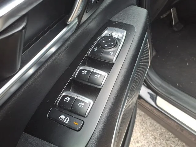 Used 2022  Kia SX image 17