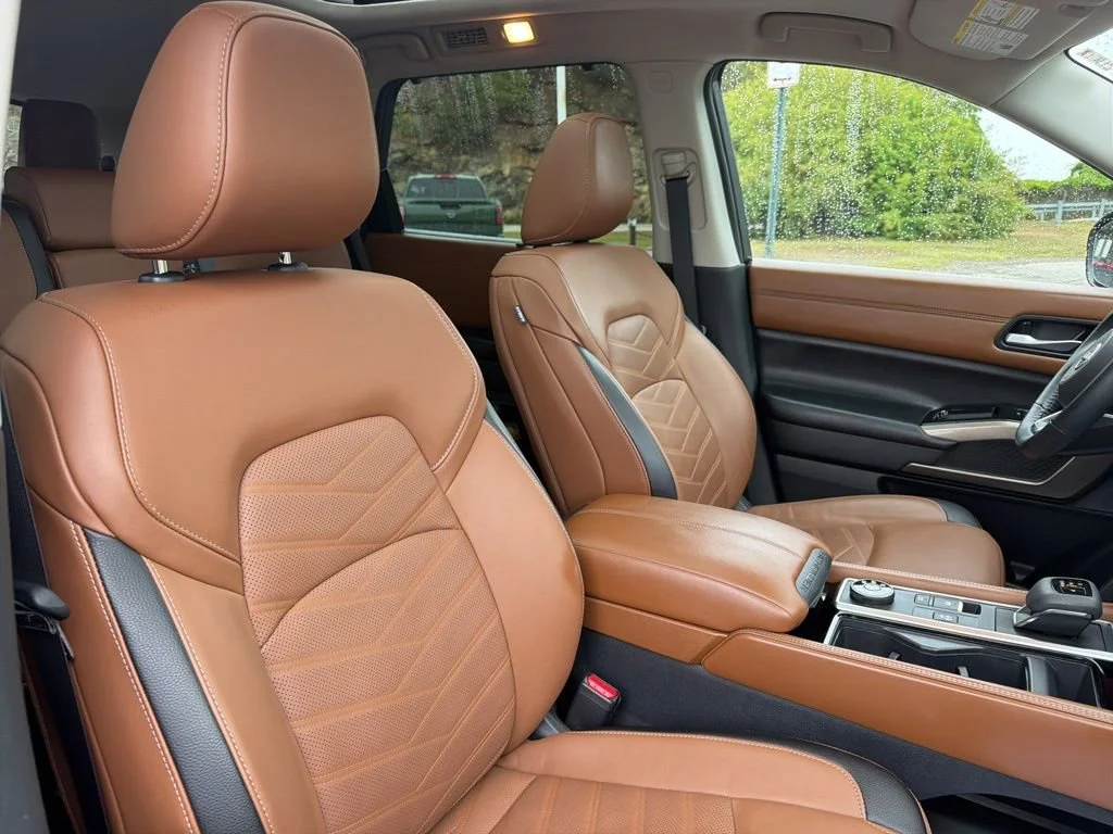 Used 2024 Gun Metallic Nissan Platinum image 13