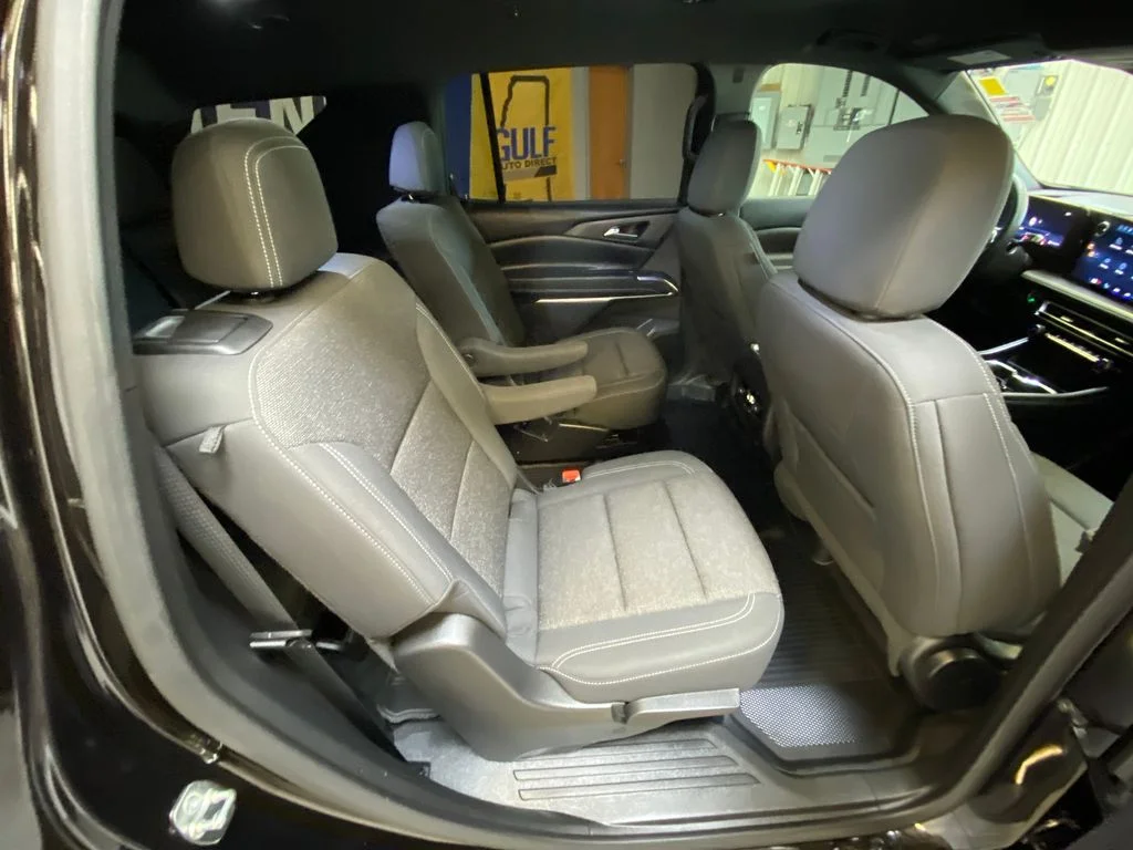 Used 2026 Black Chevrolet LT image 28