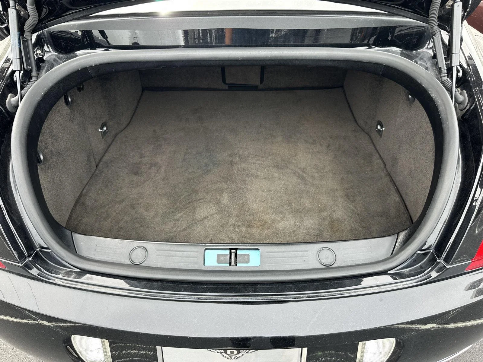 Used 2005 Beluga Bentley GT image 34