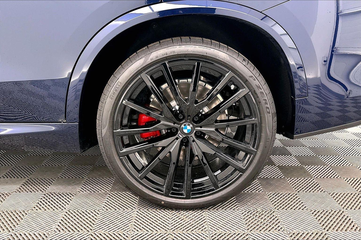 New 2026 Tanzanite Blue II Metallic BMW M60i image 16