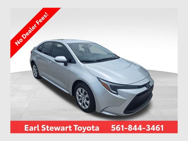 Used 2025 Silver Toyota LE image 1