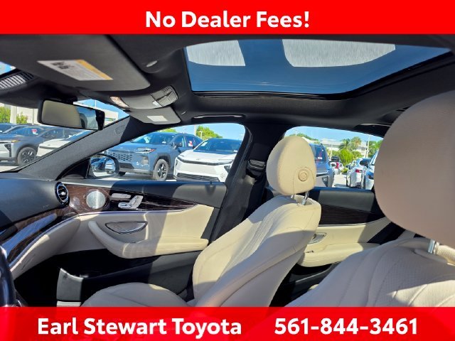 Used 2019  Mercedes-Benz E 300 image 3