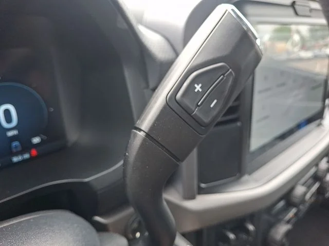 New 2026 Oxford White Ford XLT image 10