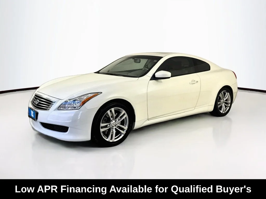 Used 2008 Ivory Pearl INFINITI Journey image 3