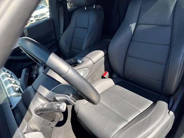 Used 2024  Mercedes-Benz GLE 450e image 18