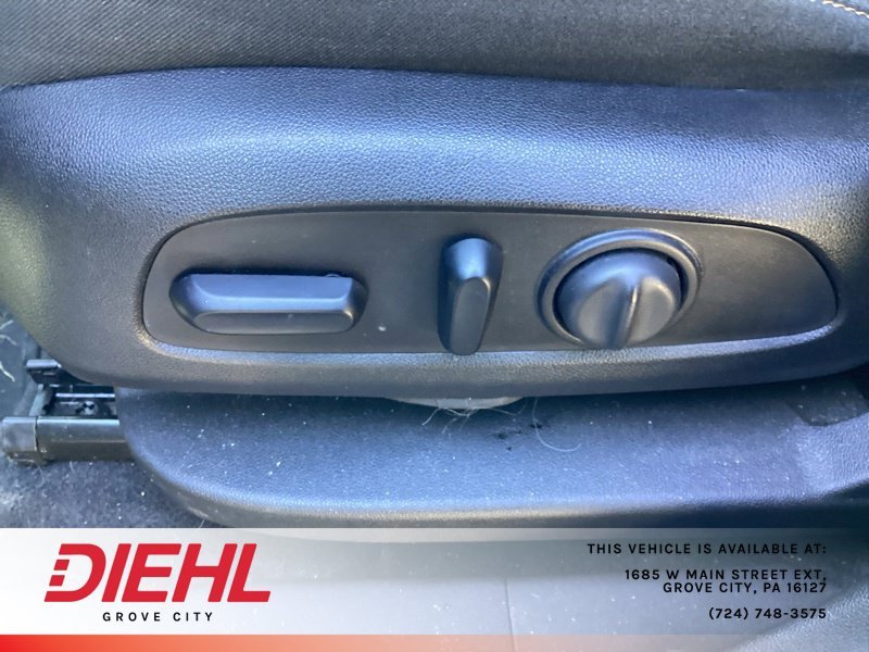 Used 2019 Blue Chevrolet LT image 18
