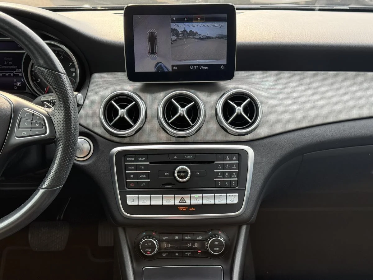Used 2019 Black Mercedes-Benz Gla250 4matic image 23
