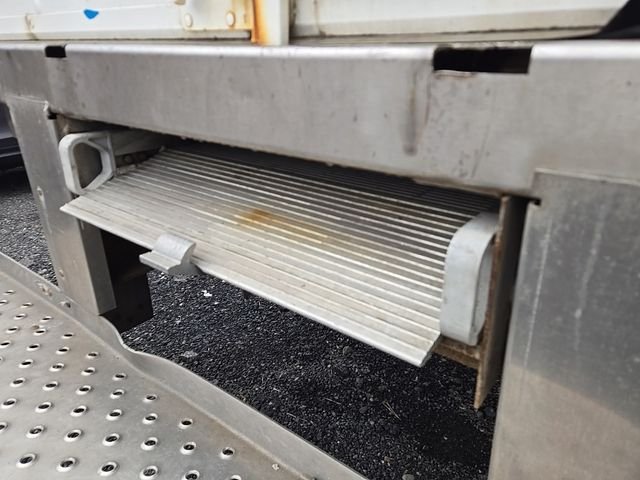 Used 2022 White Ram Tradesman image 9