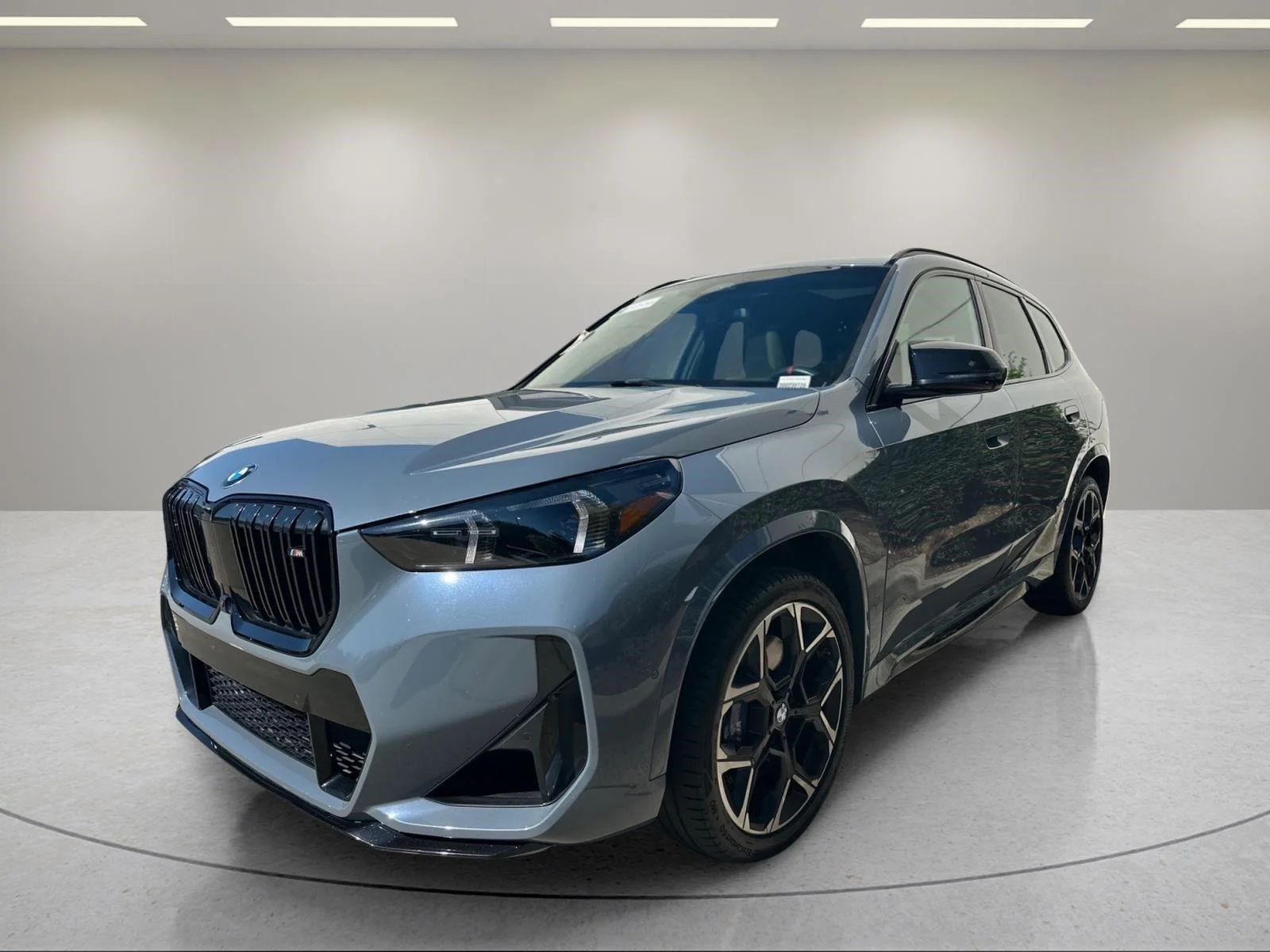 2024 BMW X1