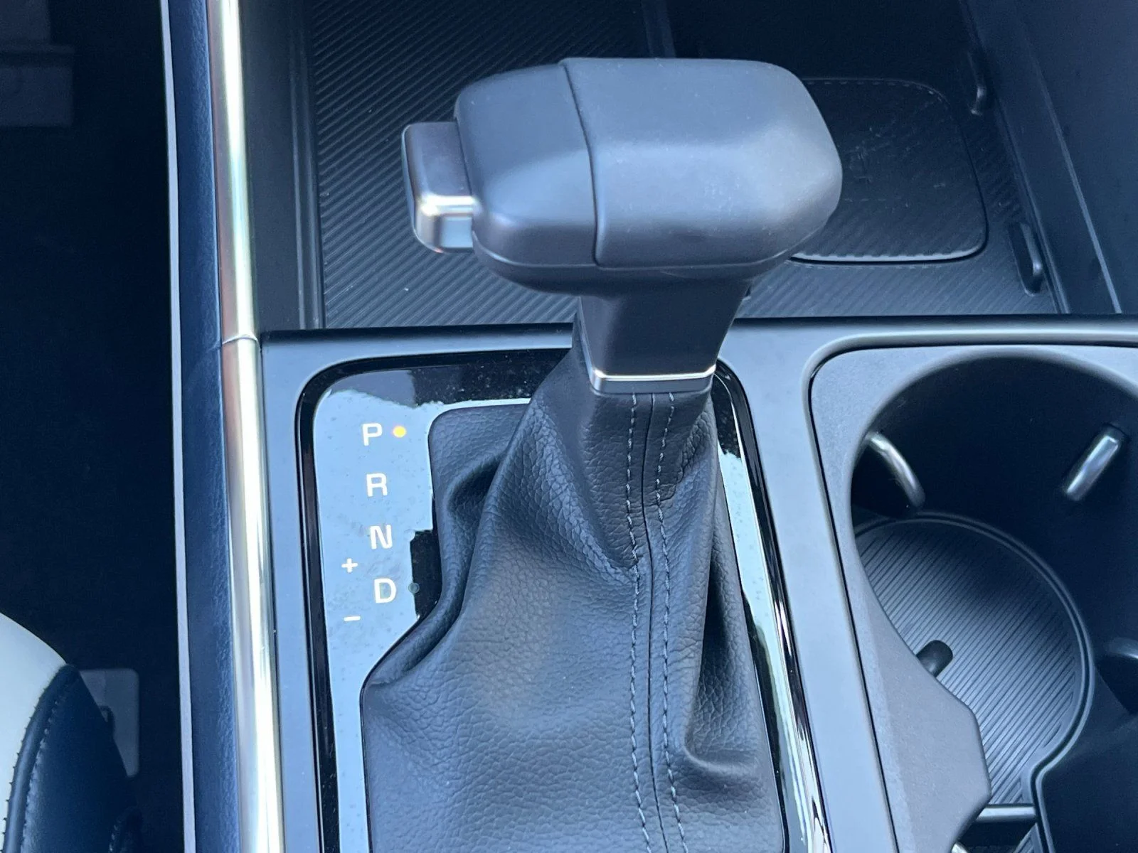 2026 Kia Carnival SX - Photo 25