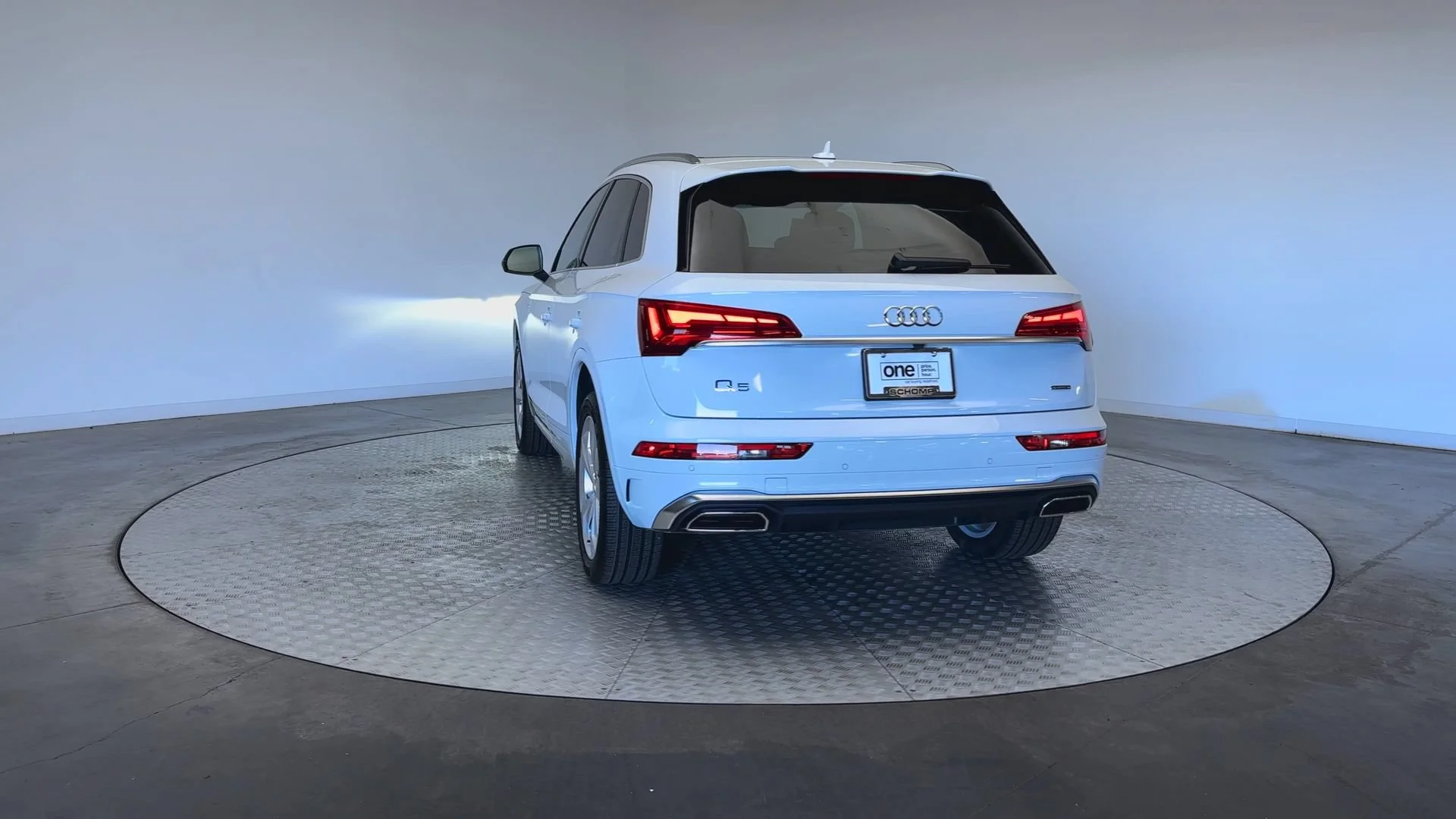 Used 2025 Glacier White Metallic Audi S line Premium Plus image 7