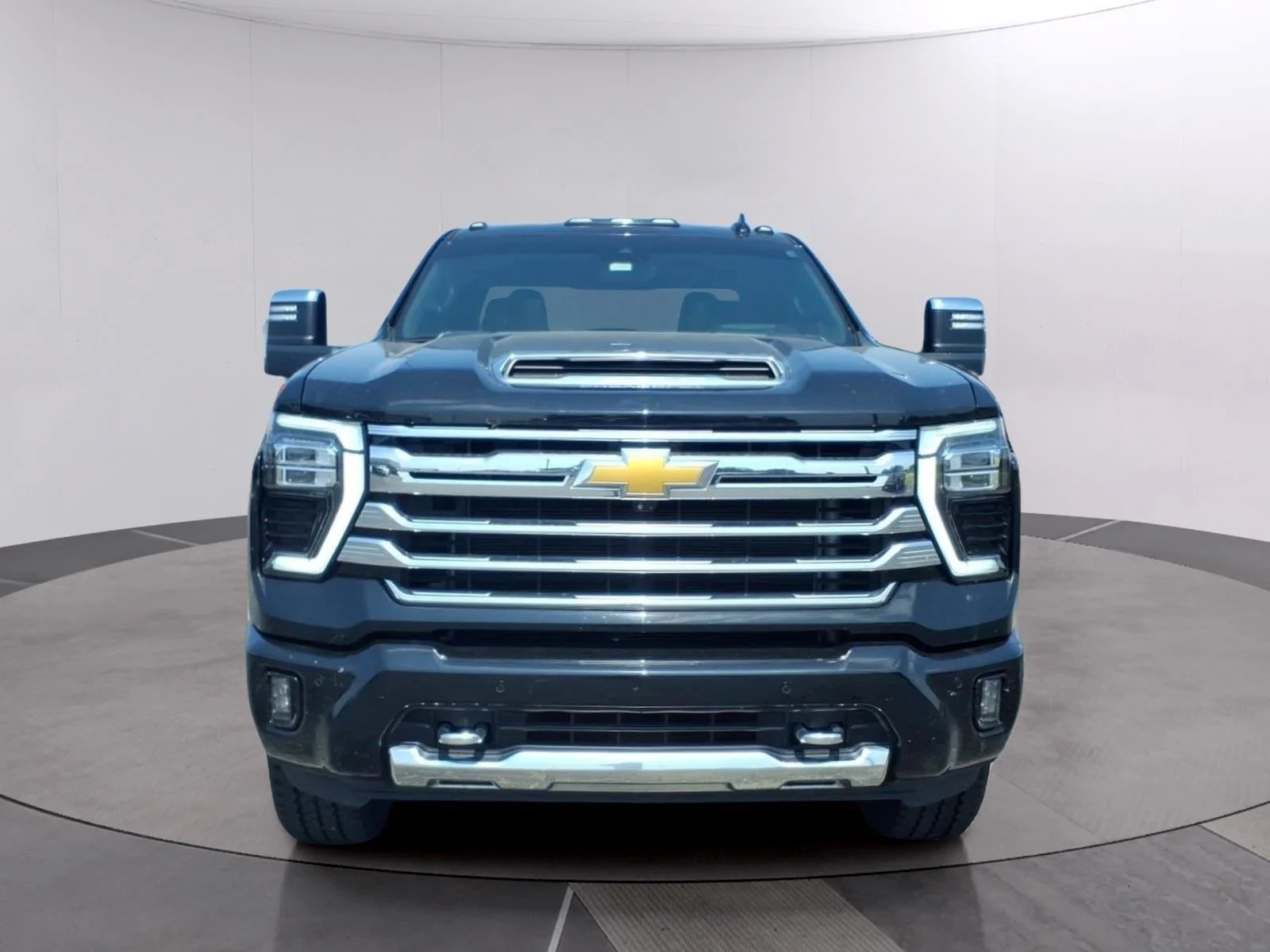 Used 2024 Black Chevrolet High Country image 10