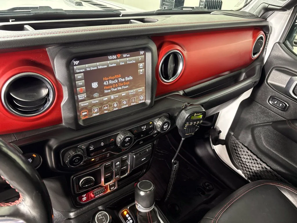 Used 2022 White Jeep Rubicon image 38
