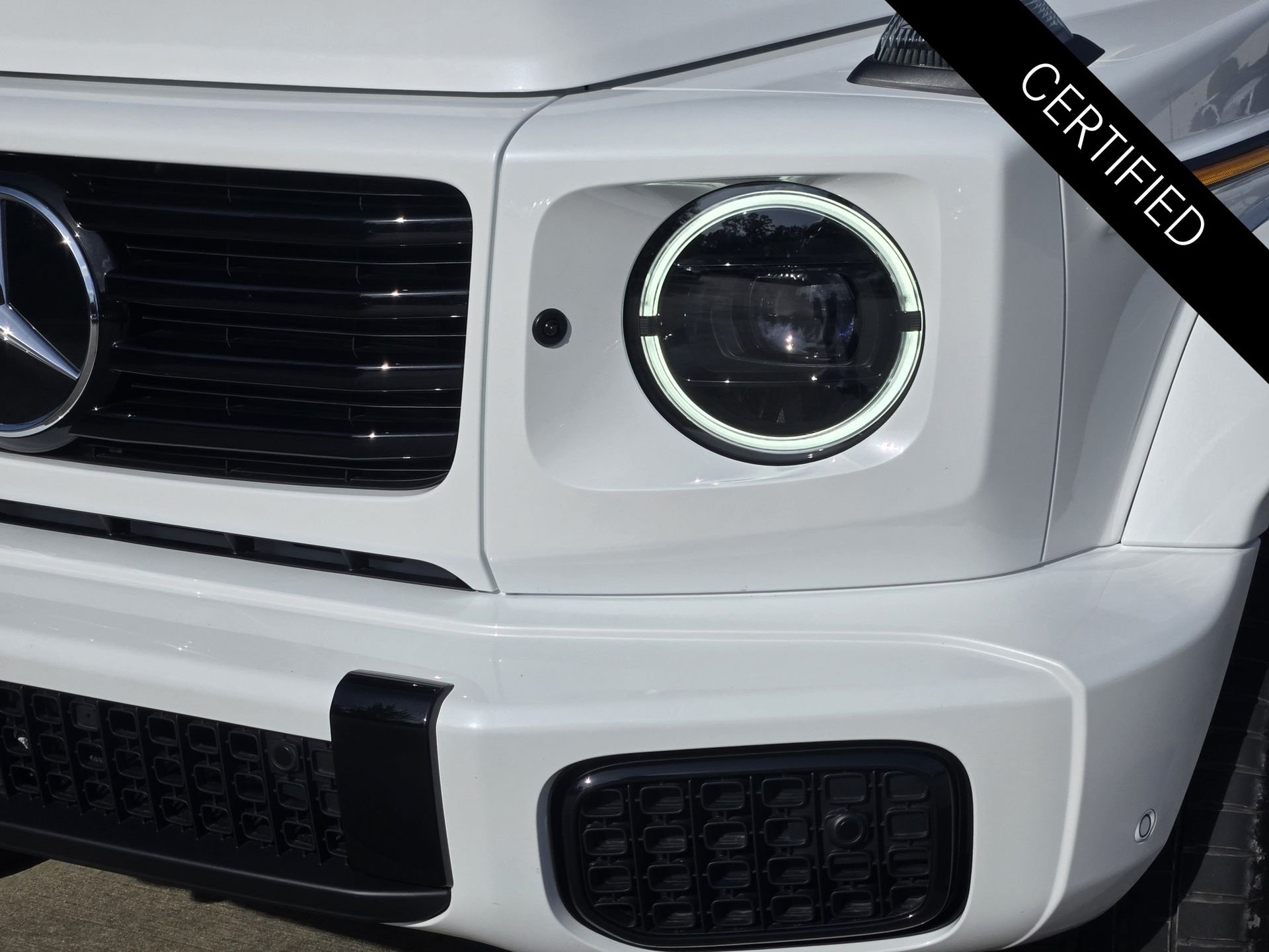 Certified Used 2025 MANUFAKTUR Moonlight Whit Mercedes-Benz G 580 image 10