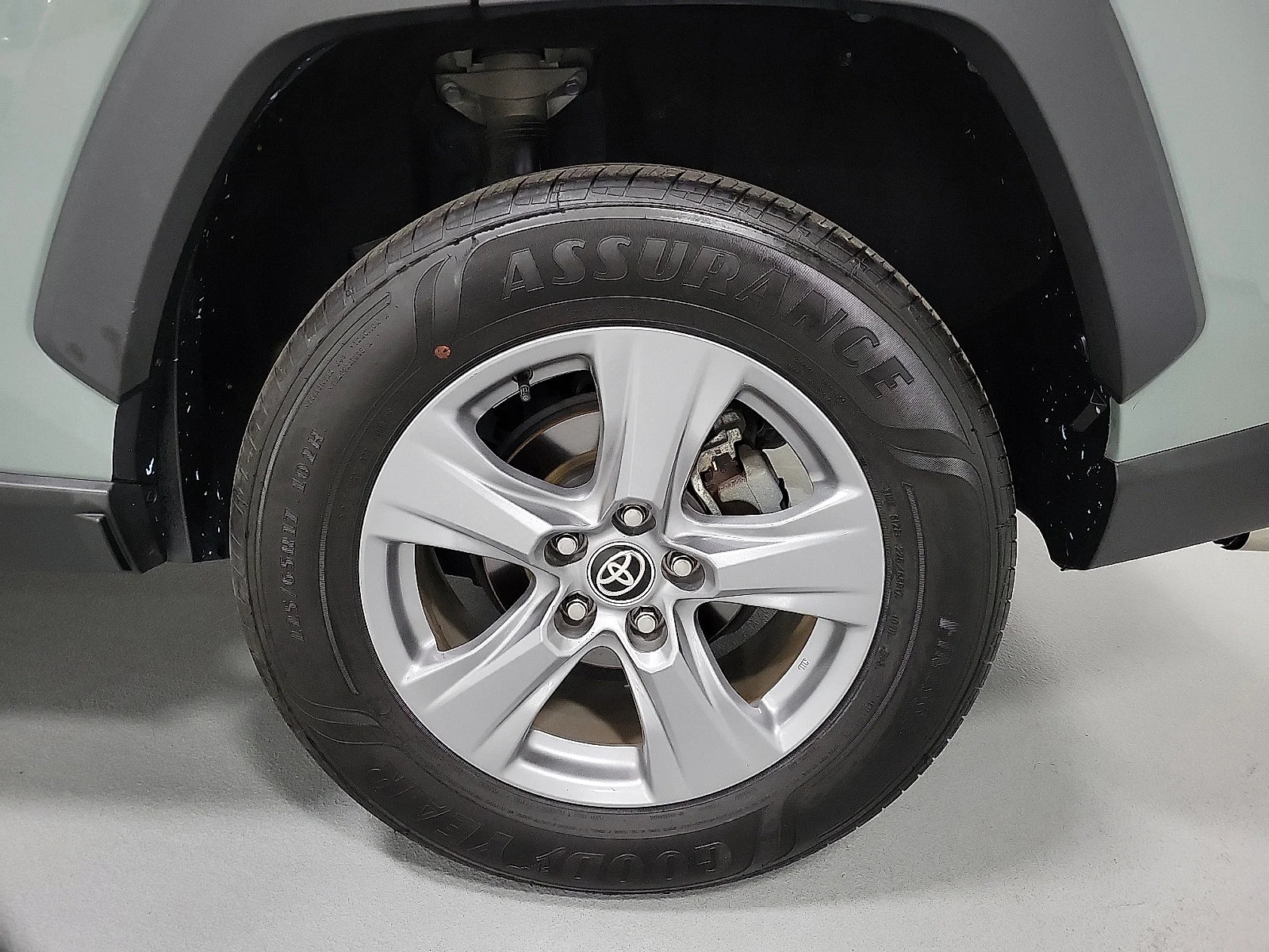 Certified Used 2022 LUNAR ROCK Toyota Hybrid XLE image 20
