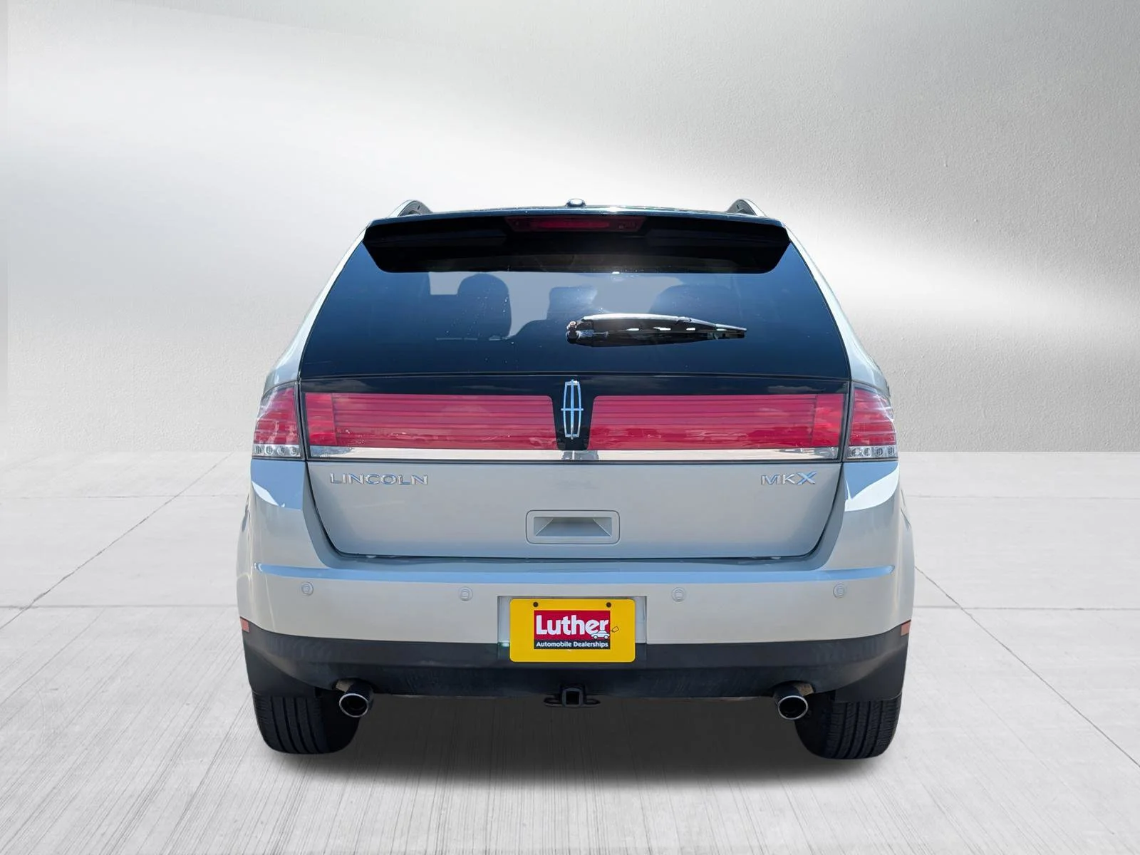 Used 2007 Pewter Metallic Lincoln  image 6