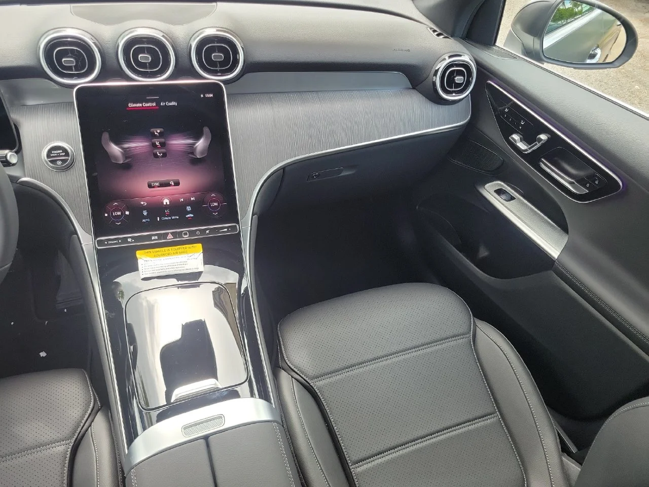 New 2027 MANUFAKTUR exclusive graphite grey magno Mercedes-Benz GLC 300 image 16