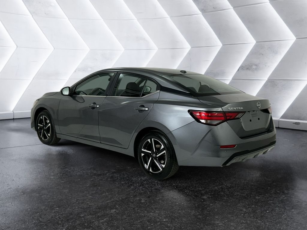 Used 2024 Gray Nissan SV image 6