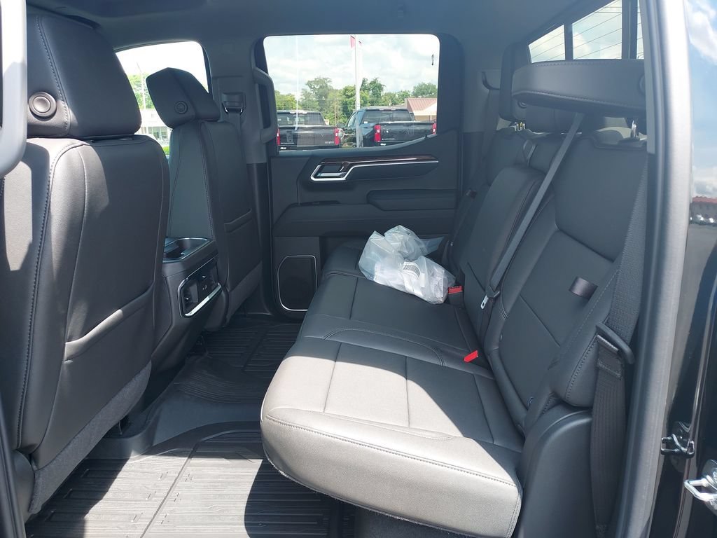 New 2026 Onyx Black GMC Elevation image 14