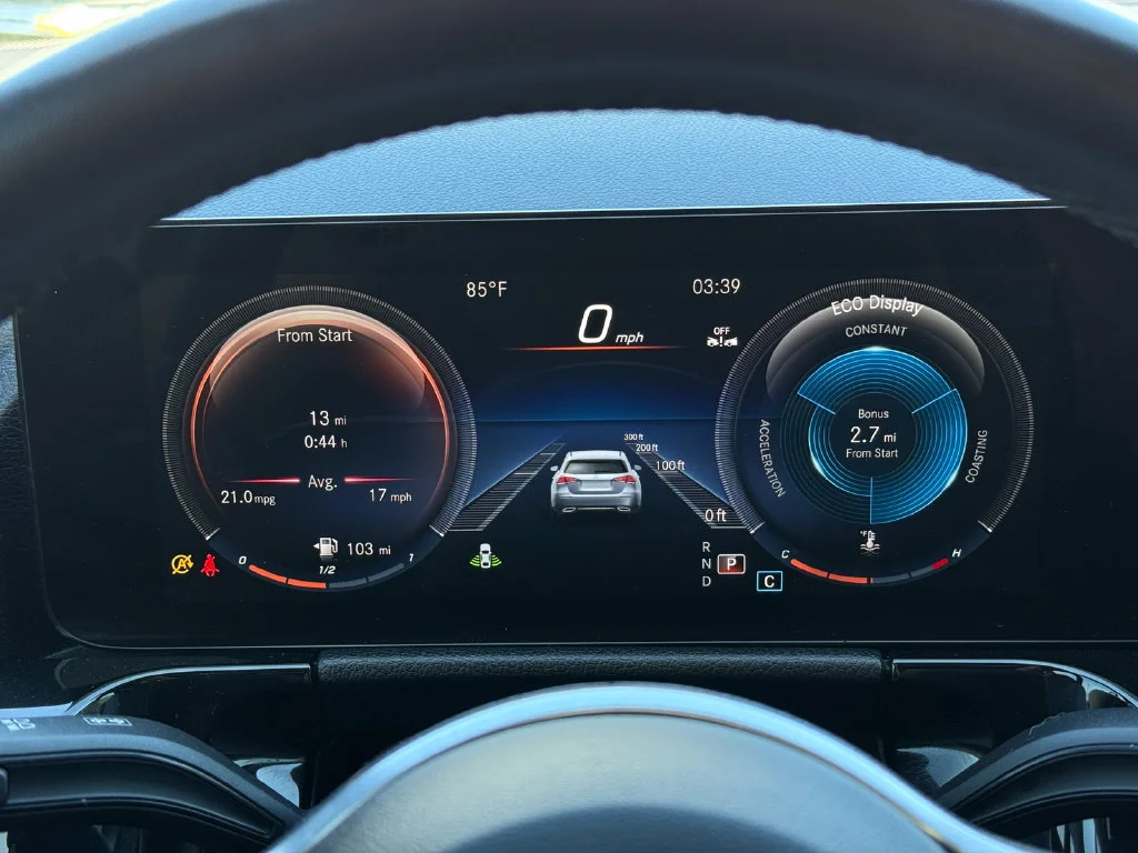 Used 2023 White Mercedes-Benz GLA 250 image 32