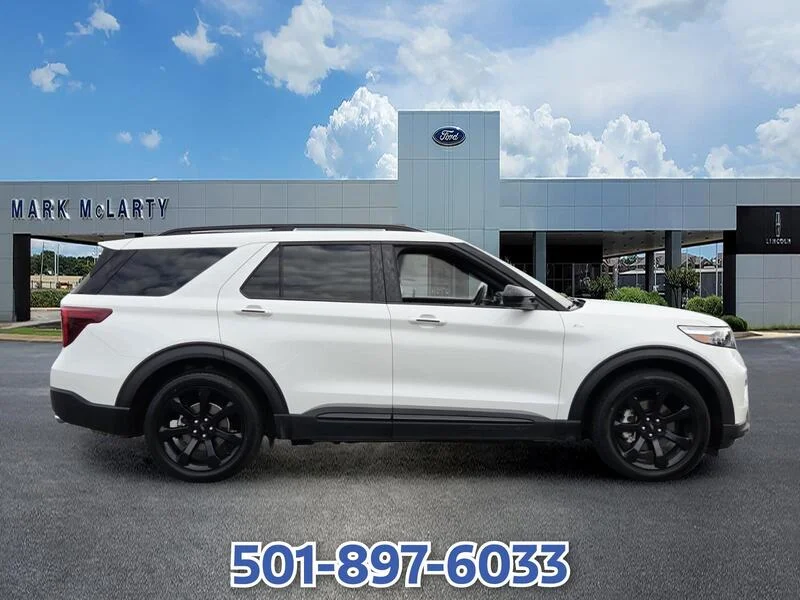 Used 2023 WHITE FORD ST-LINE RWD image 6