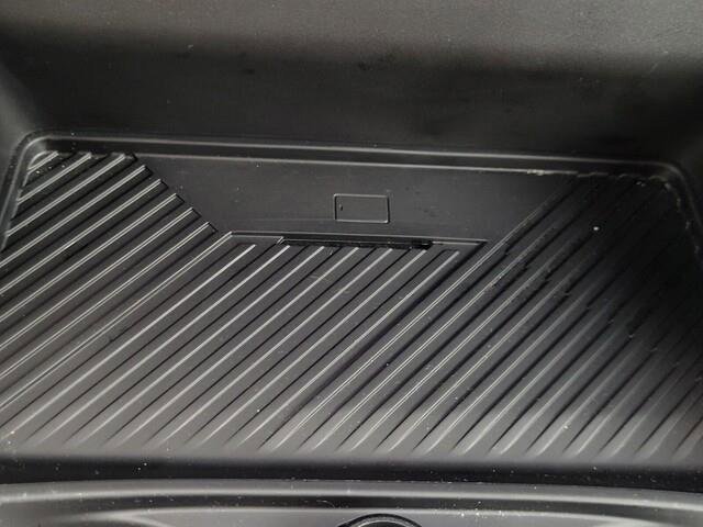 2025 BMW 2 Series M235 - Photo 18