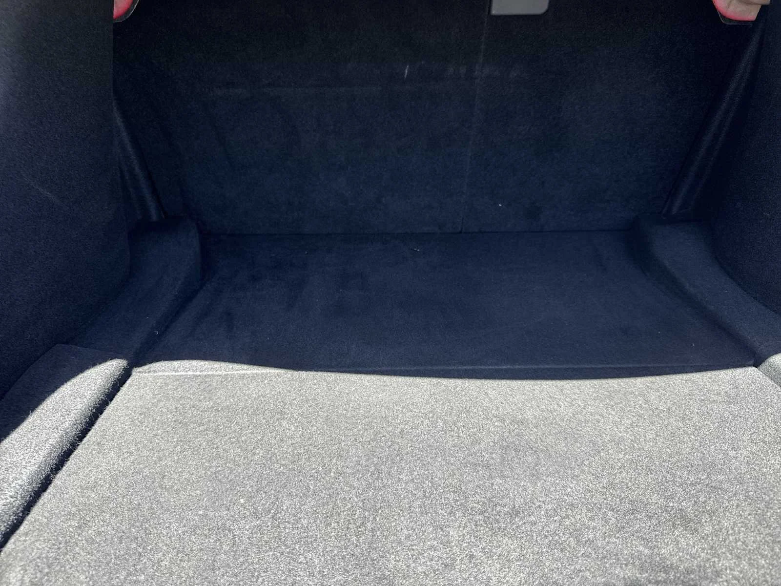 Used 2023 Red Tesla  image 22