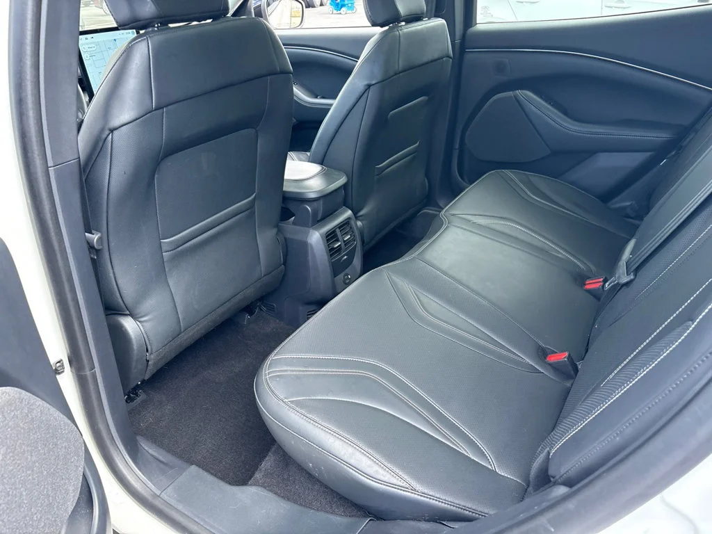 Used 2023 Star White Metallic Tri-Coat Ford Premium image 10