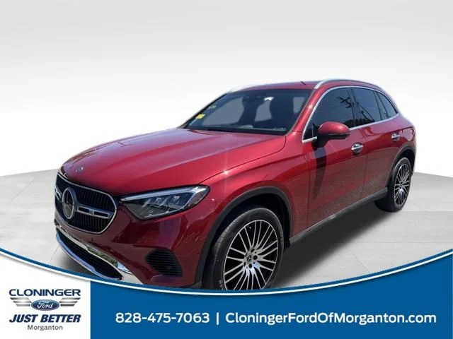 Used 2024  Mercedes-Benz GLC 300 image 1
