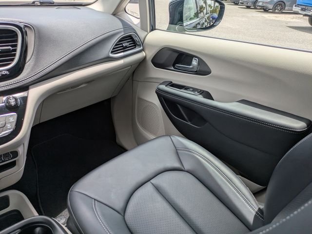 2024 Chrysler Pacifica Touring L - Photo 21