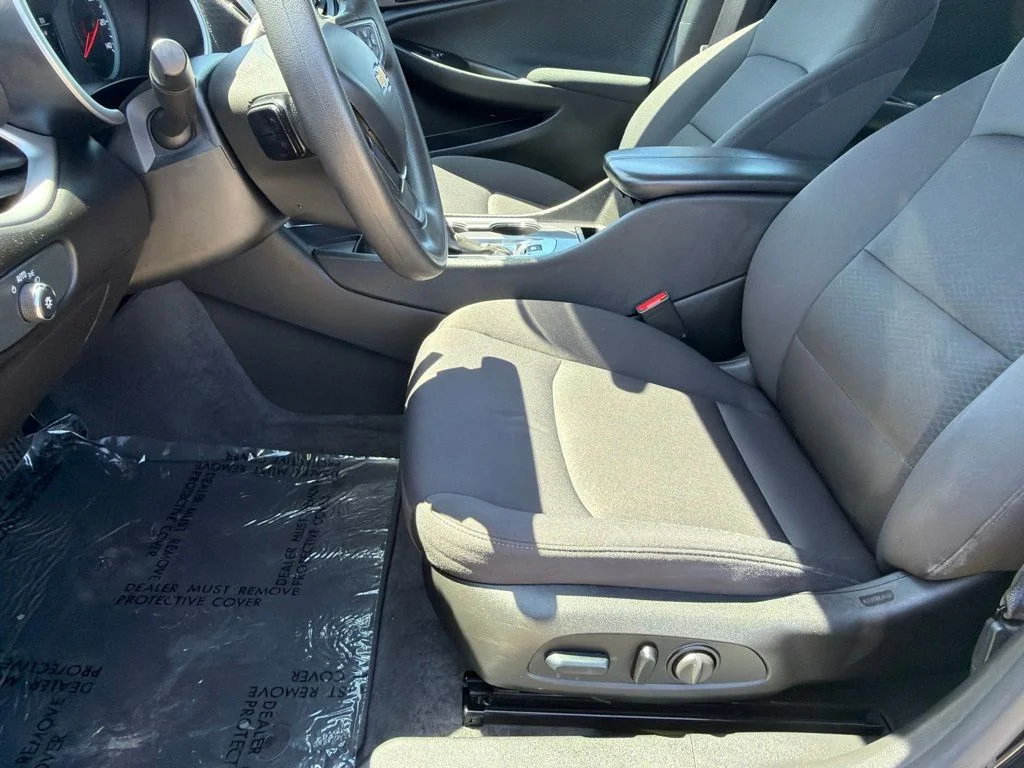 Used 2023 Black Chevrolet LT image 22