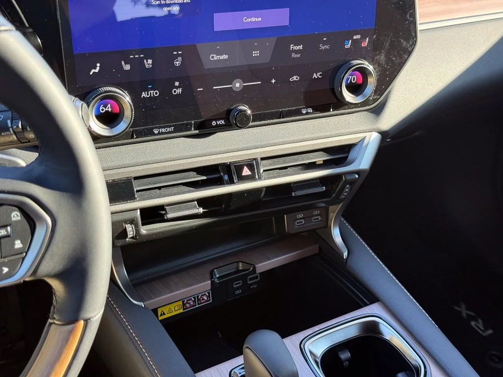 Used 2025 White Lexus 350 Premium image 35
