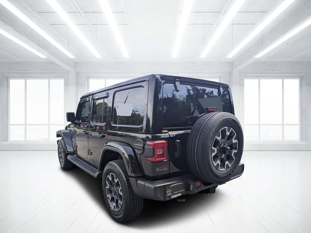 Used 2024 Black Jeep Sahara image 5