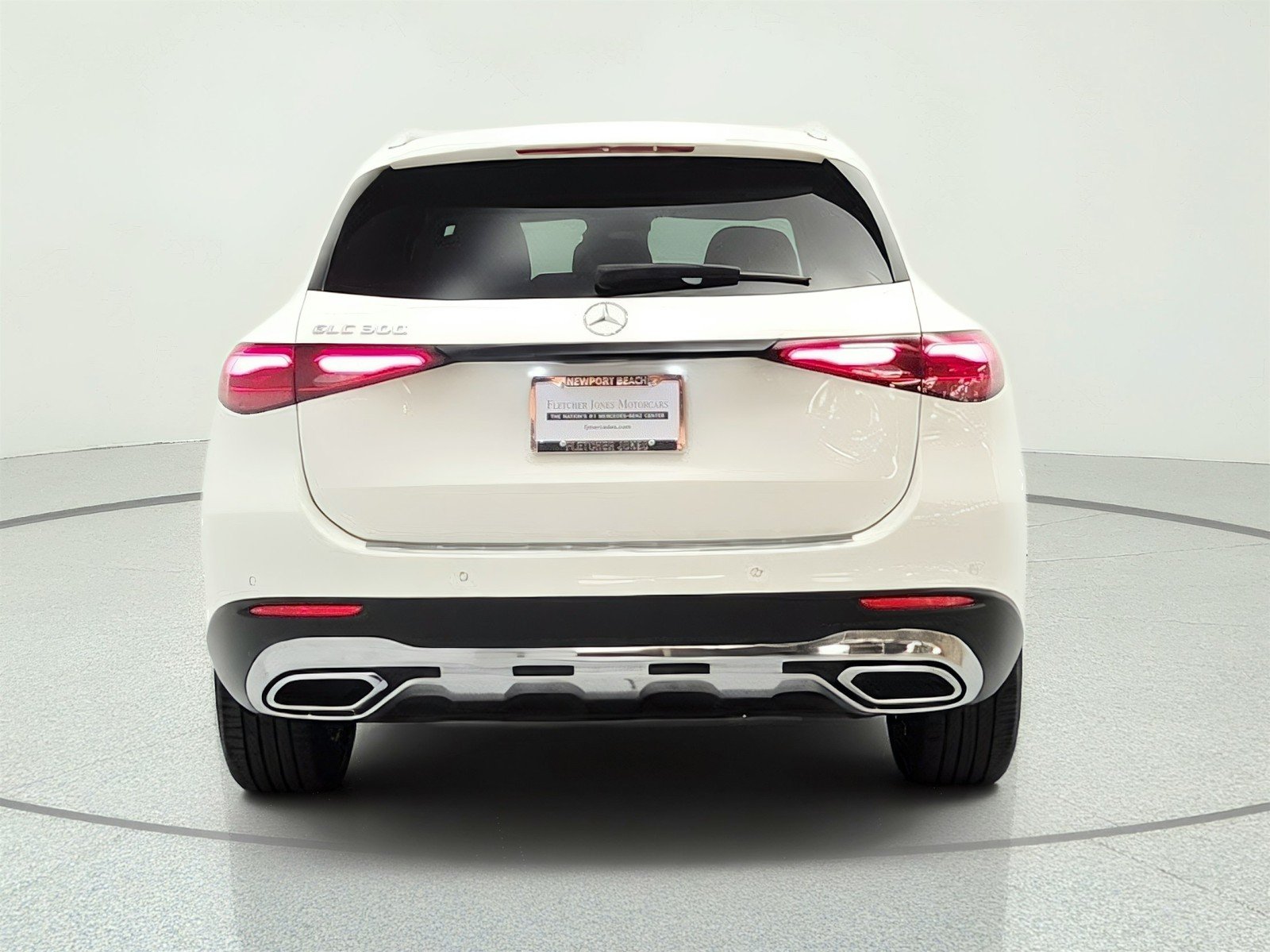 Certified Used 2023 Polar White Mercedes-Benz GLC 300 SUV image 6