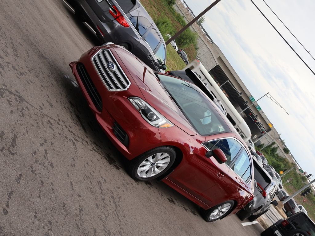 Used 2015 Red Subaru 2.5i image 3