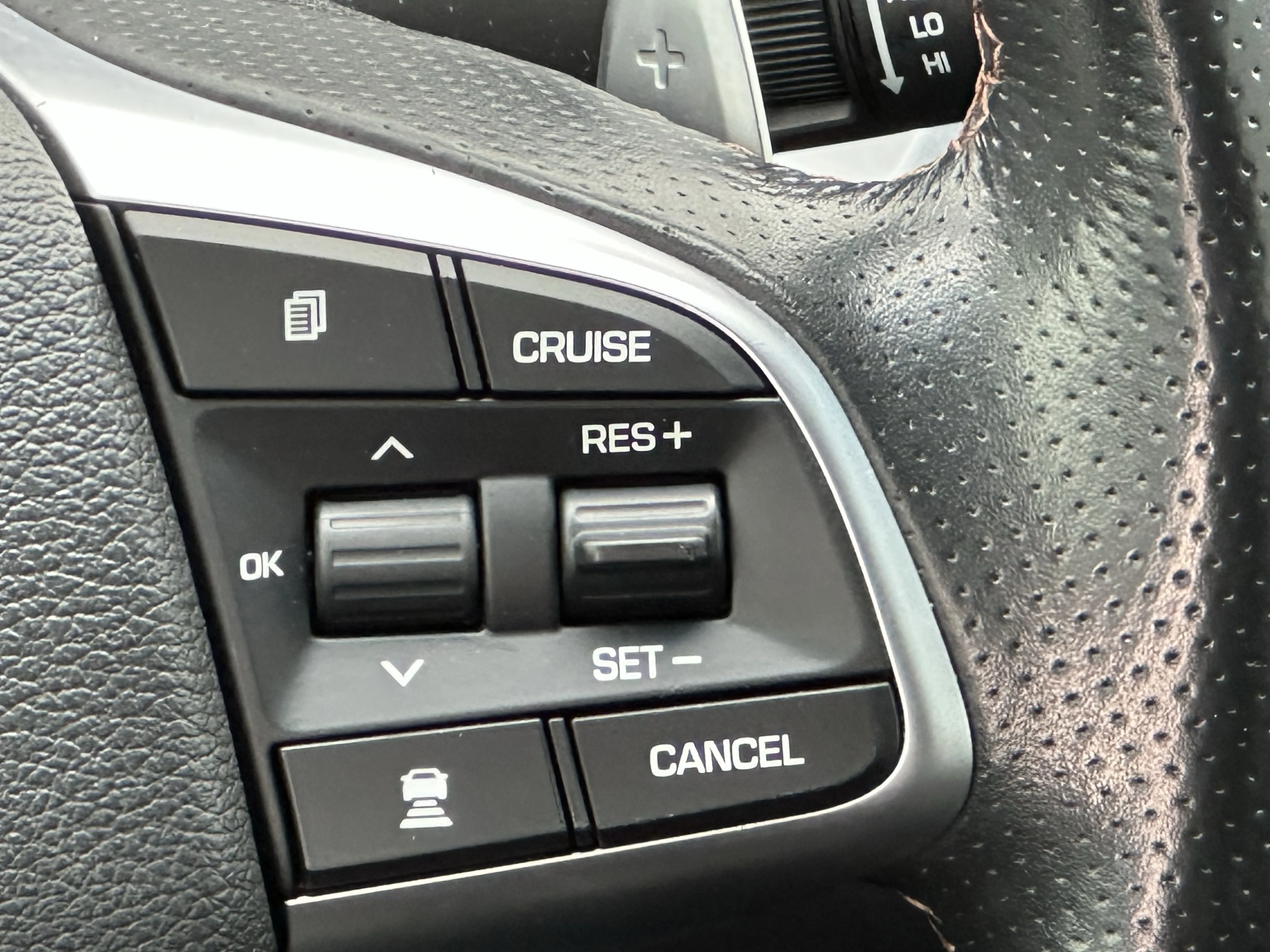 Used 2020 Himalayan Grey Metallic Genesis 3.3T Sport image 13