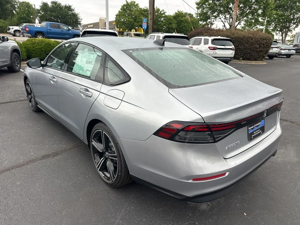 New 2026 Solar Silver Metallic Honda SE image 5