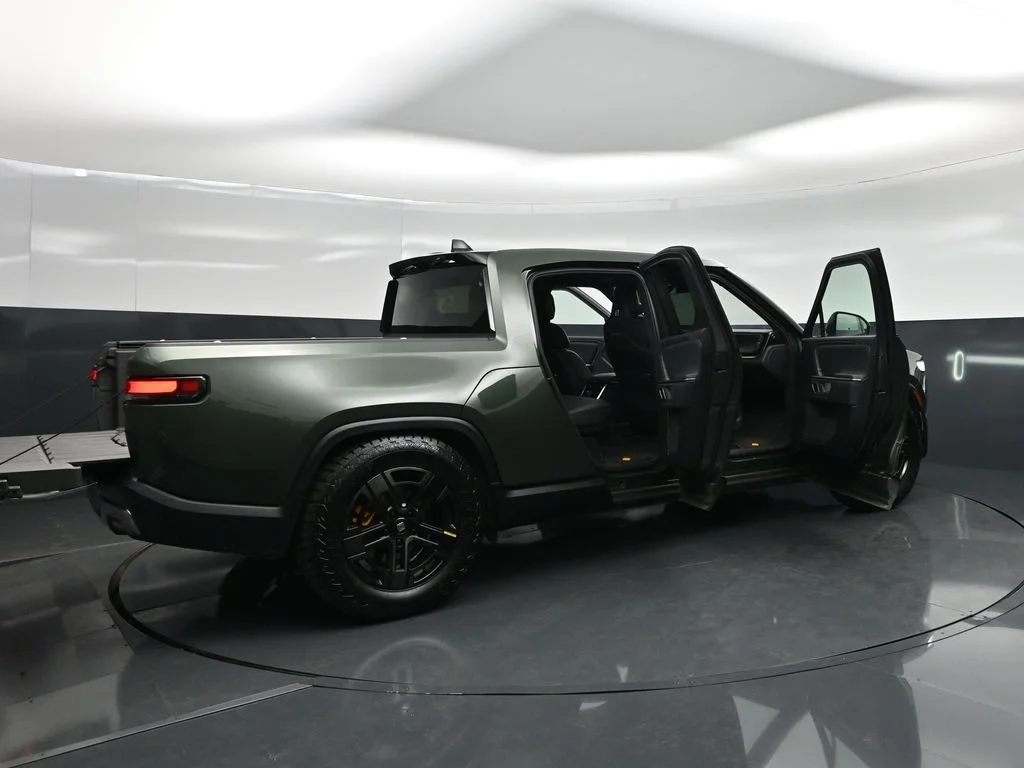 Certified Used 2022 Green Rivian Adventure image 6