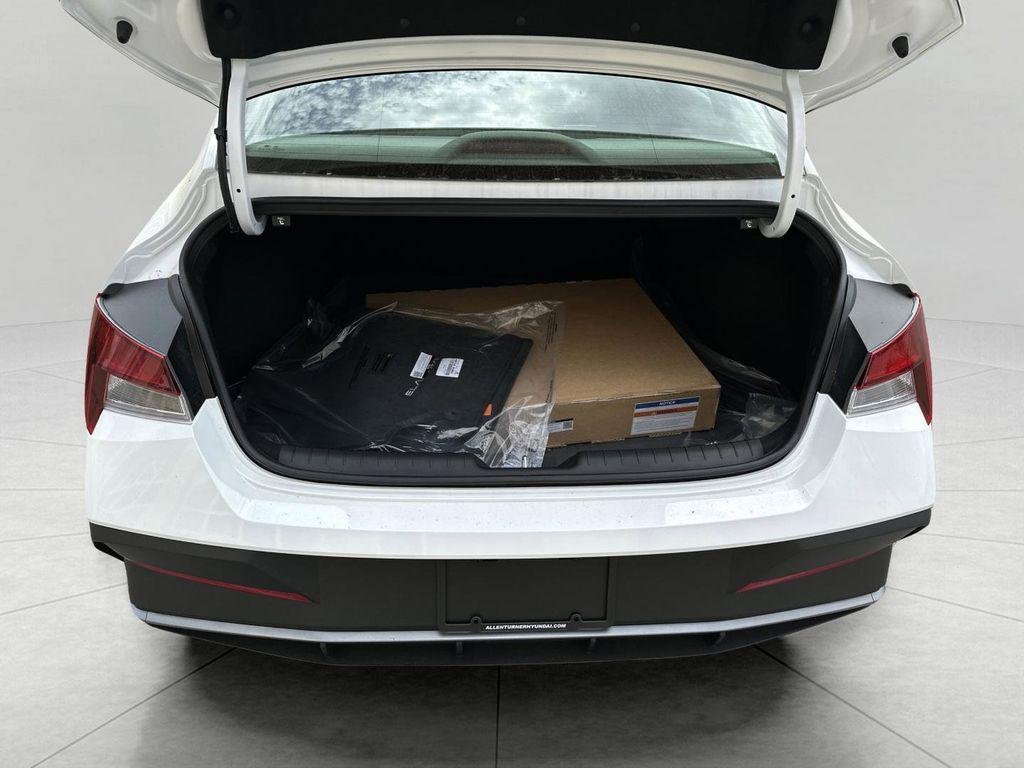 New 2026 Serenity White Hyundai SEL Sport image 22