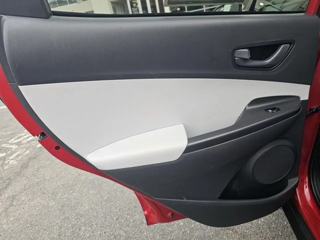 Used 2022 Pulse Red Hyundai SE image 14