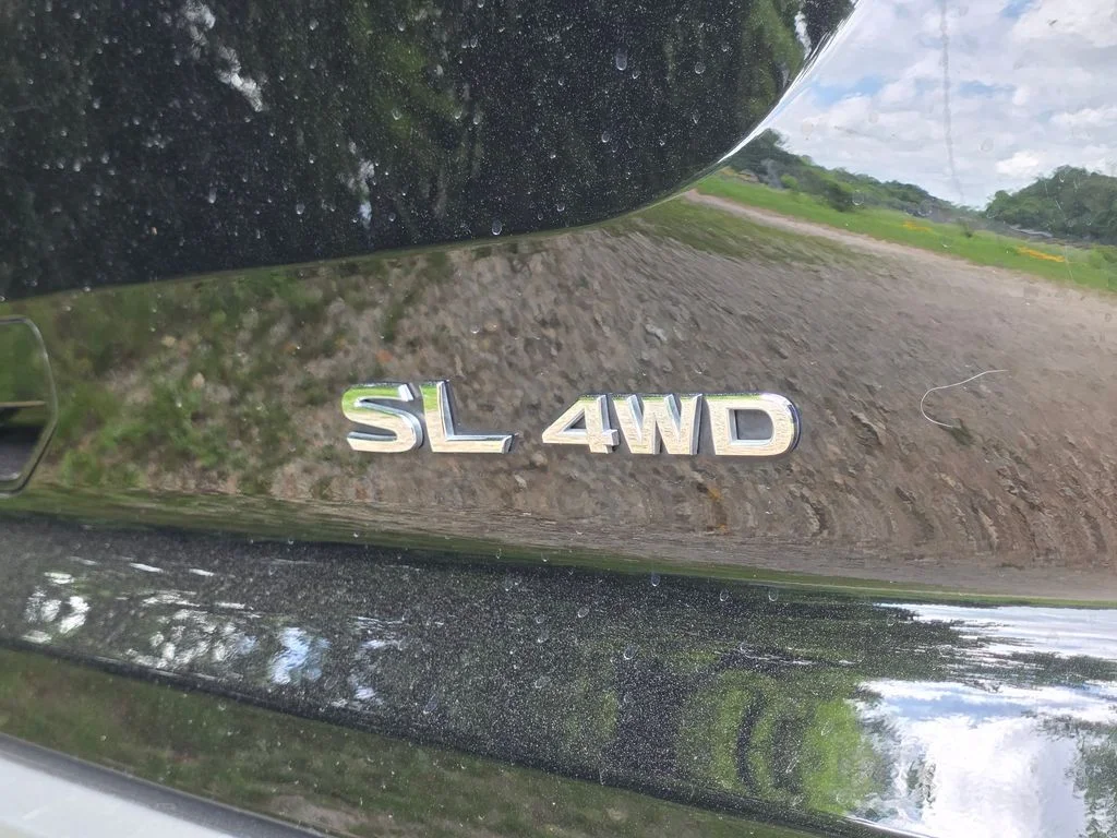 Used 2025 Super Black Nissan SL image 6