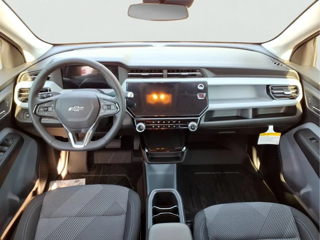 2027 Chevrolet Bolt LT - Photo 24