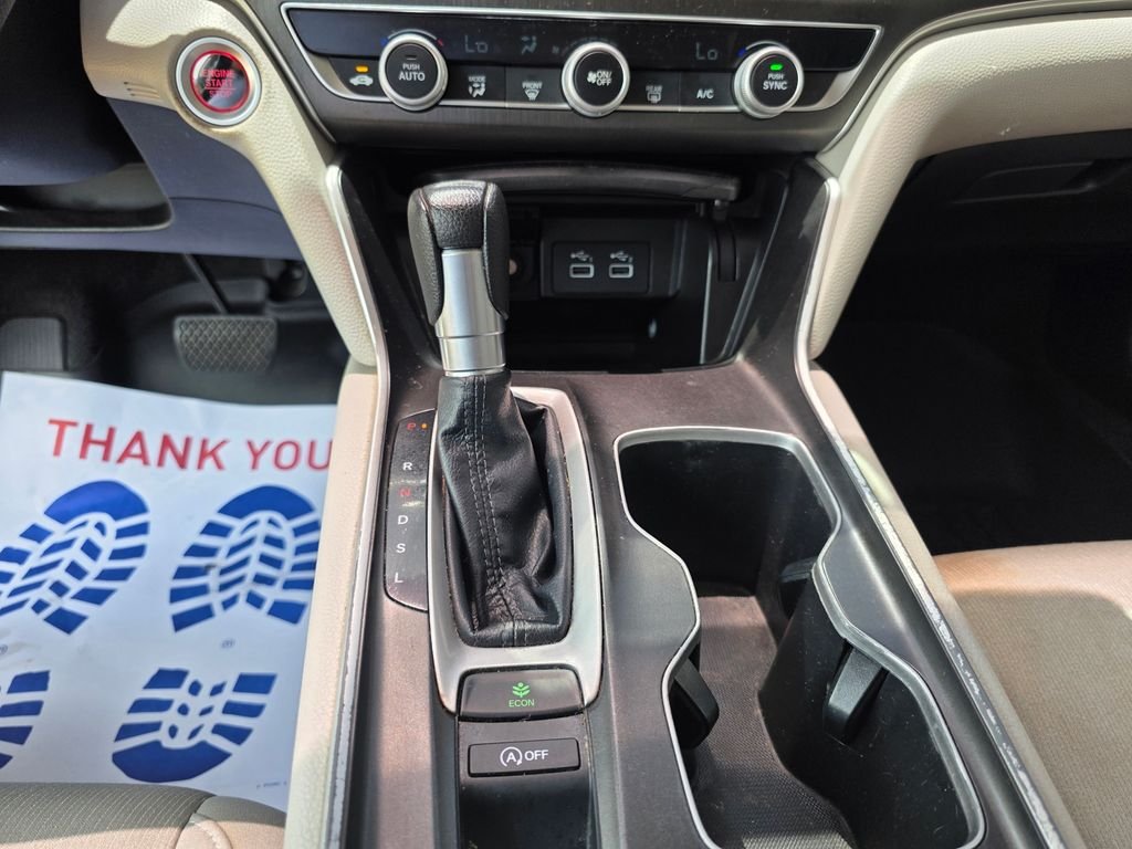 Used 2021 White Honda LX image 17