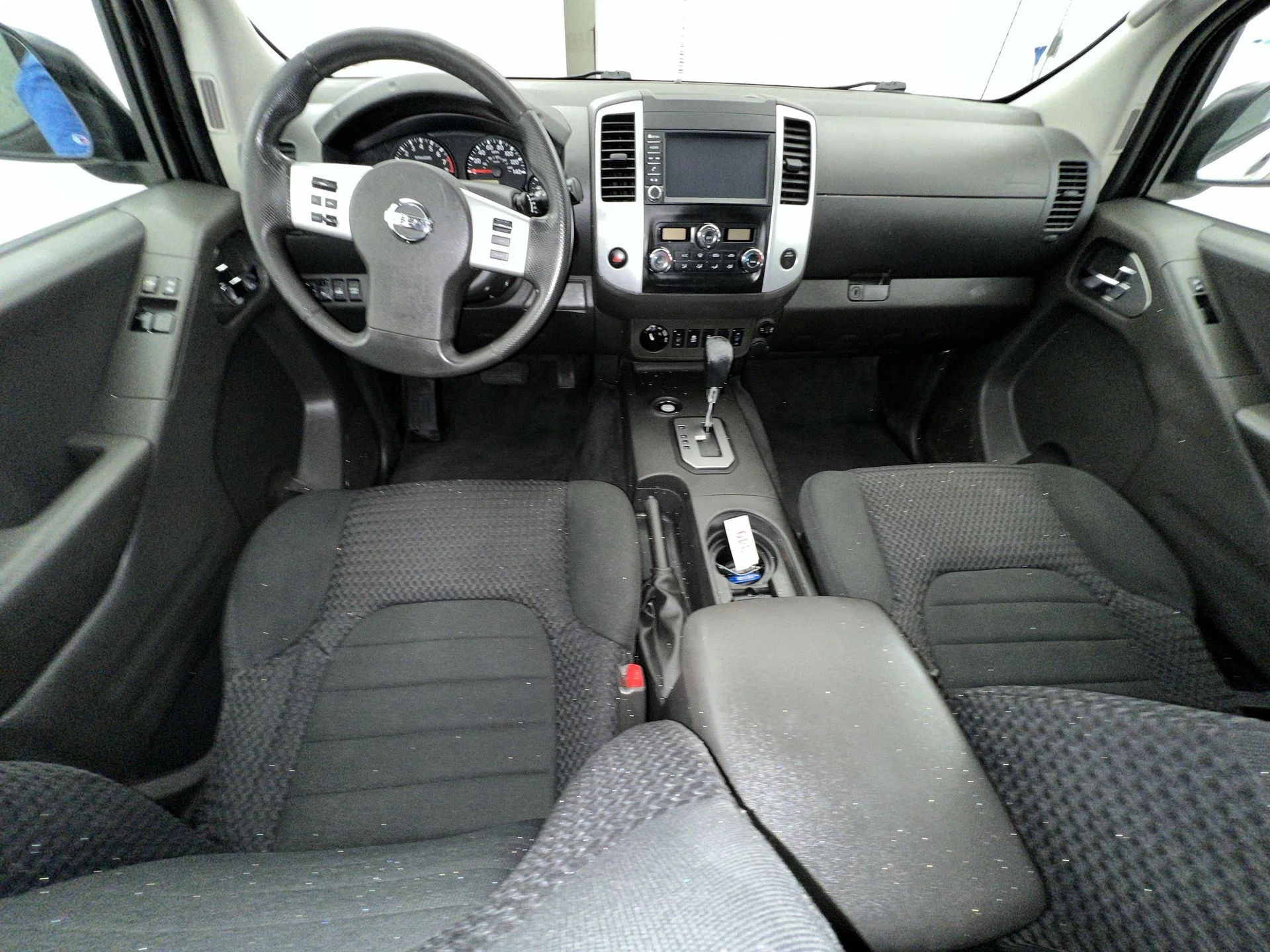 Used 2021 White Nissan SV image 2
