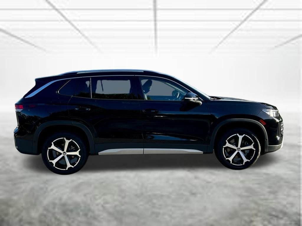 New 2026 Black Volkswagen 2.0T SE image 4